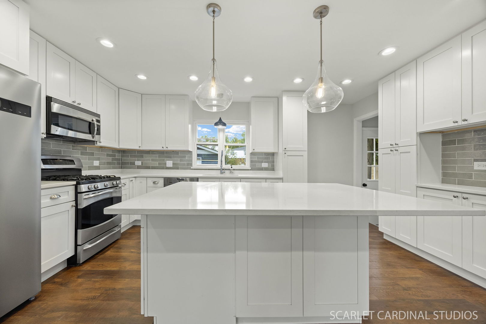 701 W Charles Street, Plano, IL 60545