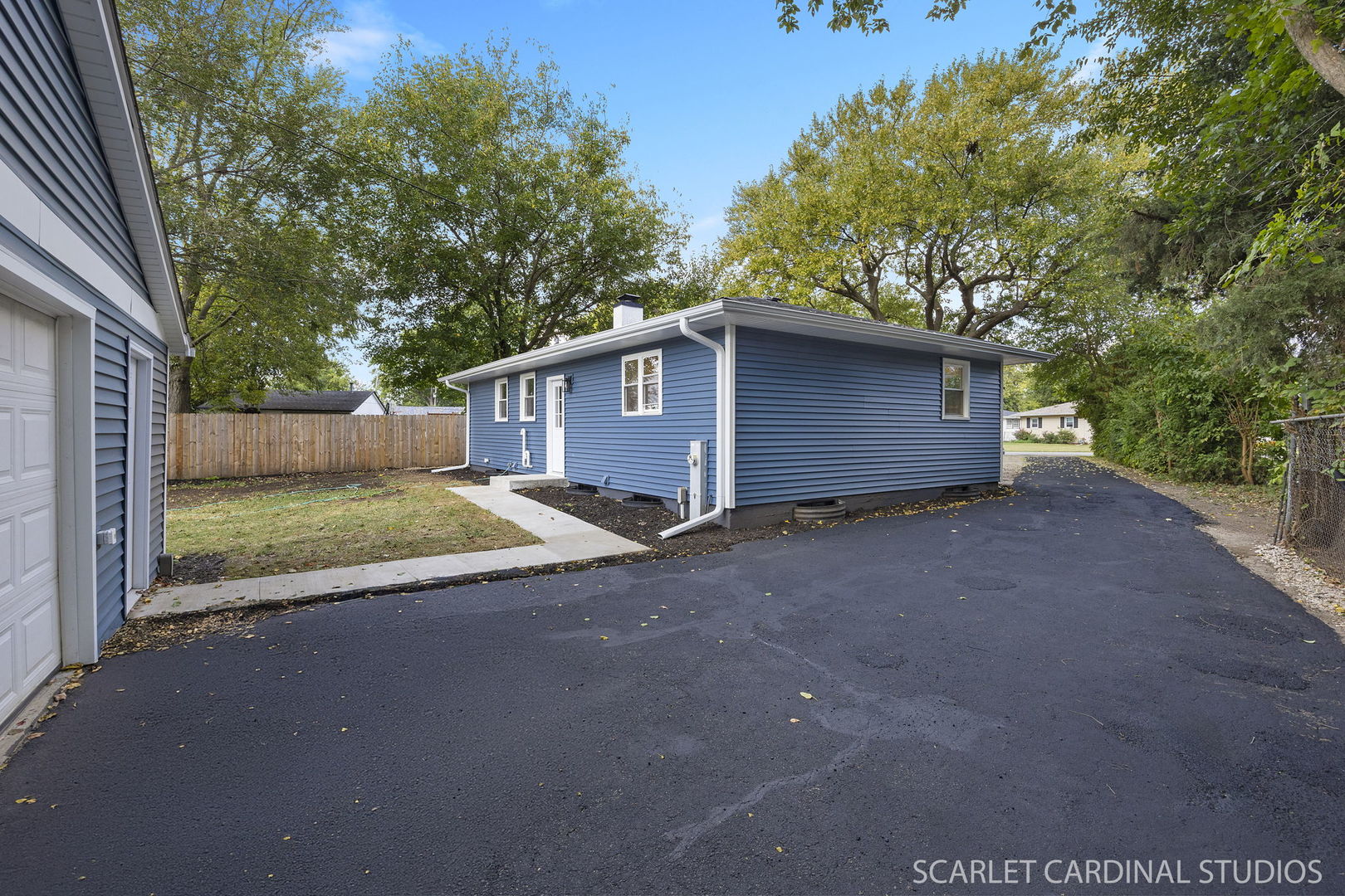 701 W Charles Street, Plano, IL 60545