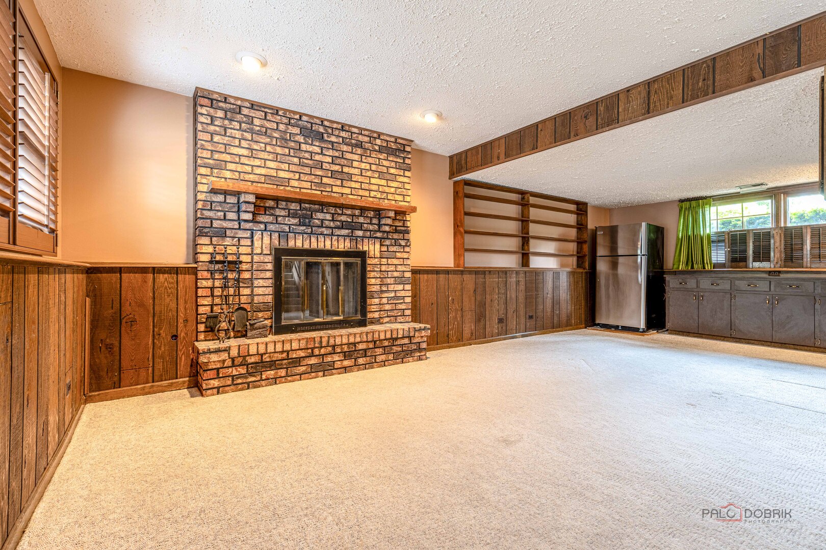 1137 Pine Tree Lane, Libertyville, IL 60048