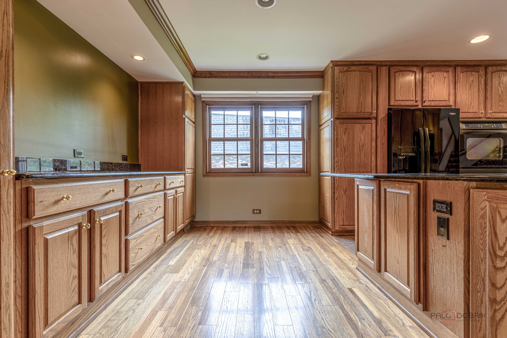 1137 Pine Tree Lane, Libertyville, IL 60048