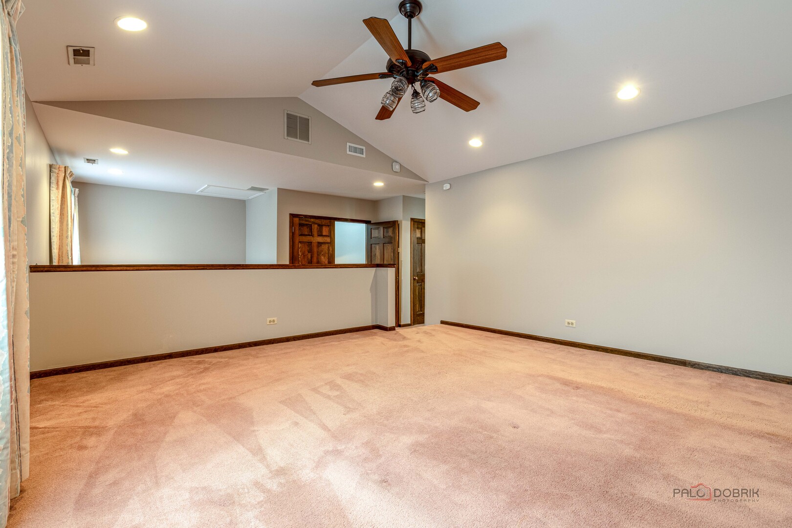 1137 Pine Tree Lane, Libertyville, IL 60048