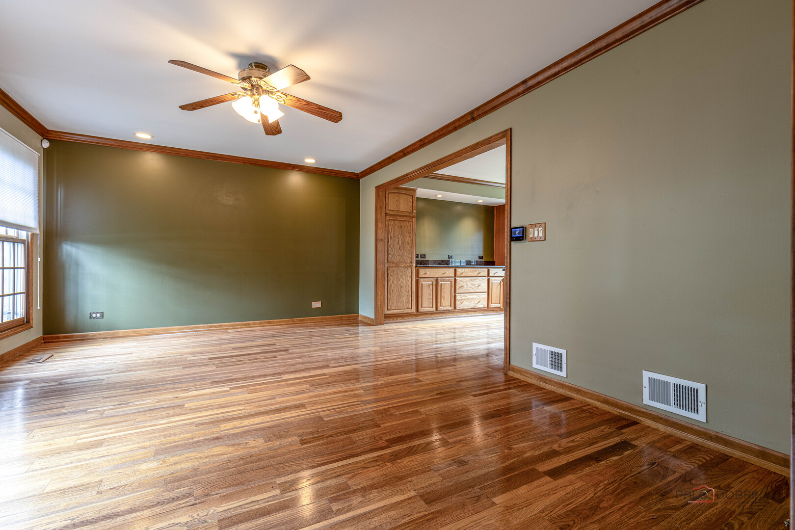 1137 Pine Tree Lane, Libertyville, IL 60048