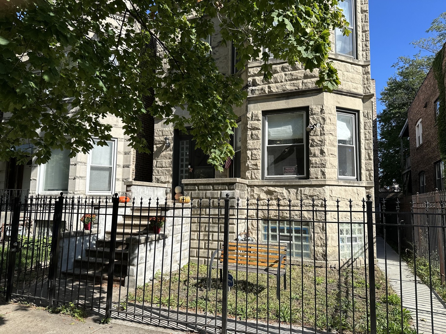 747 S Kenneth Avenue, Chicago, IL 60624
