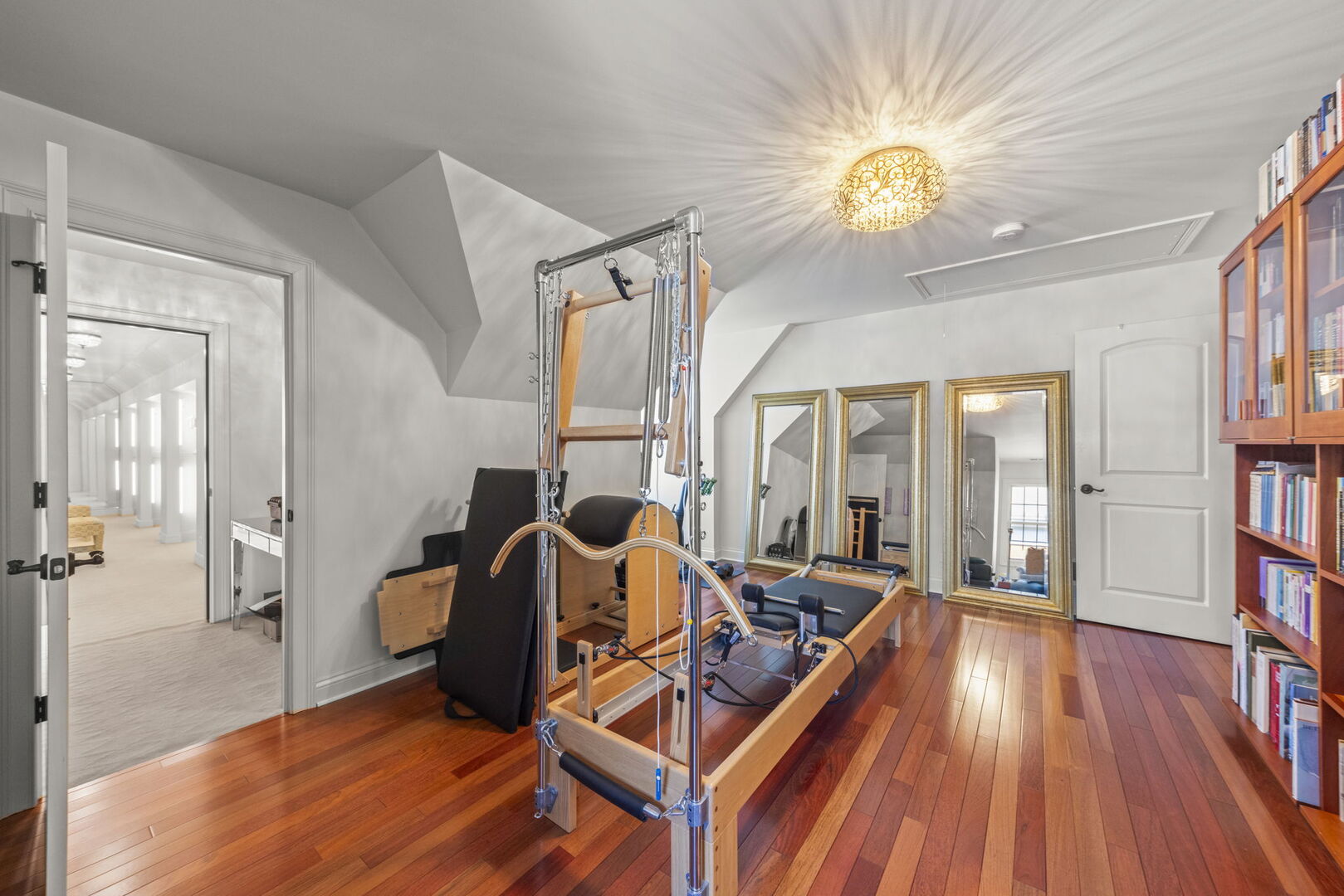 4804 Northcott Avenue, Downers Grove, IL 60515