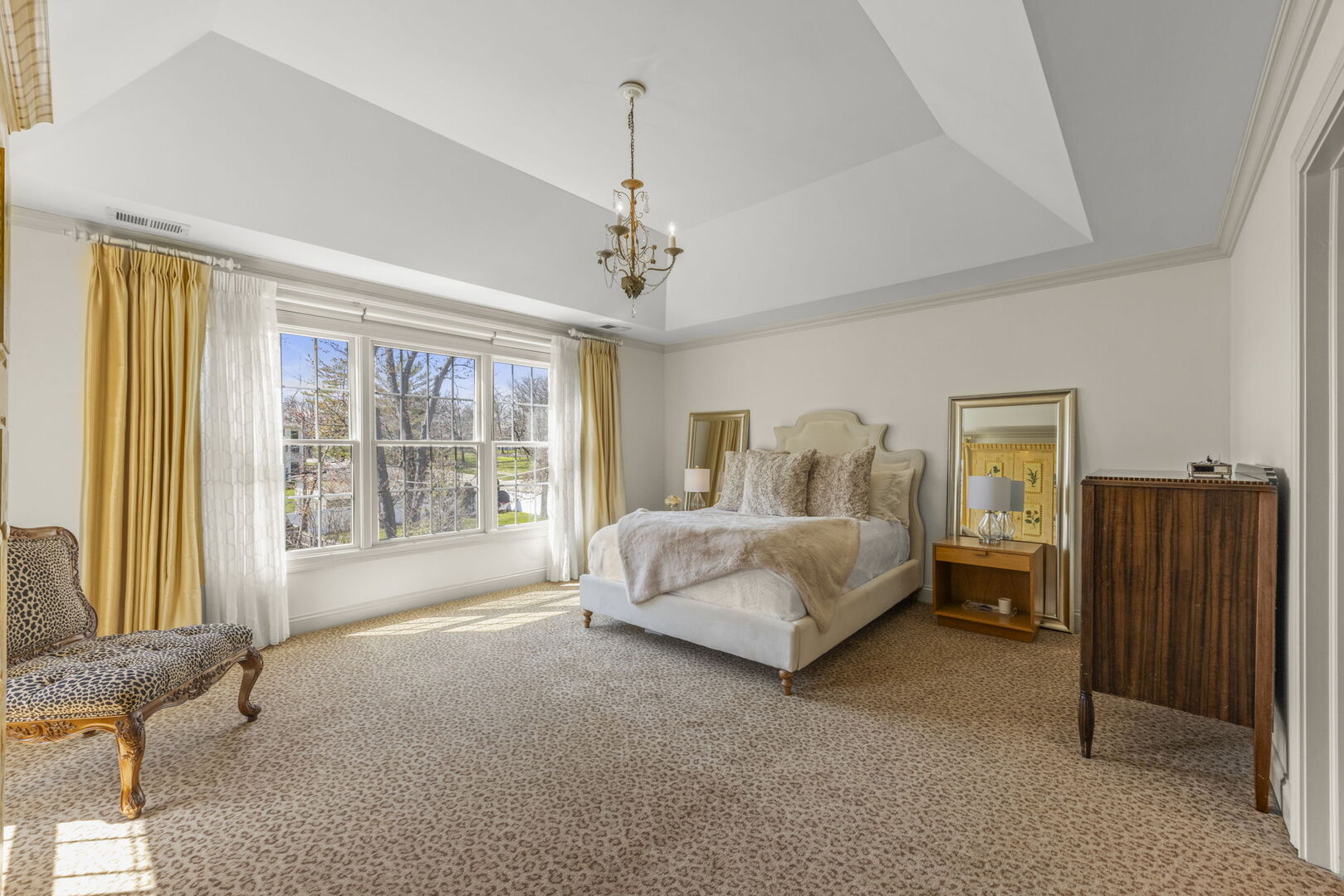 4804 Northcott Avenue, Downers Grove, IL 60515