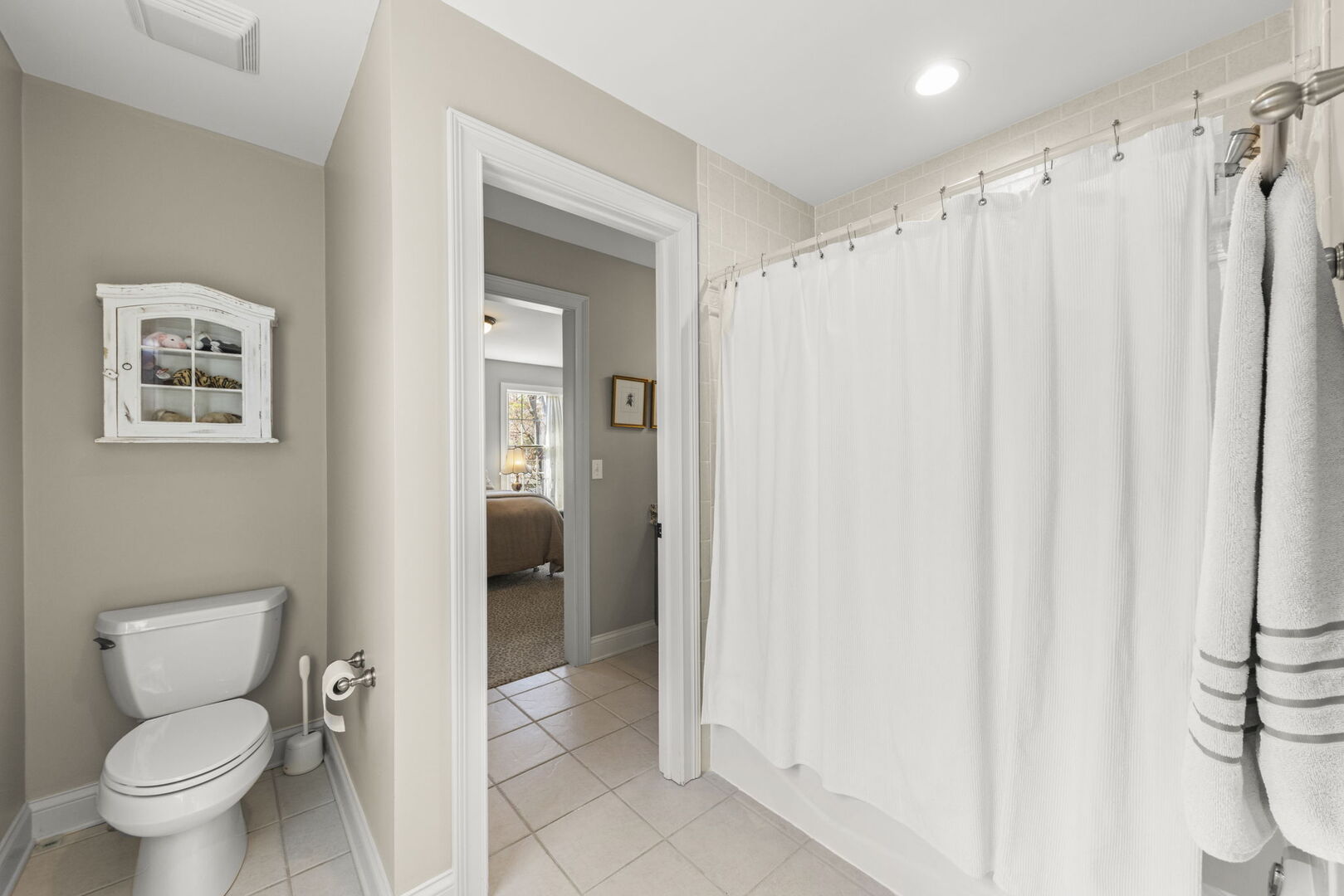 4804 Northcott Avenue, Downers Grove, IL 60515