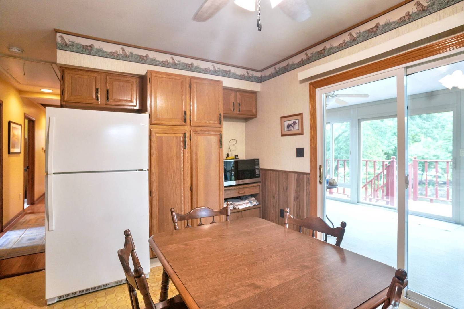 26033 W Catfish Drive, Wilmington, IL 60481