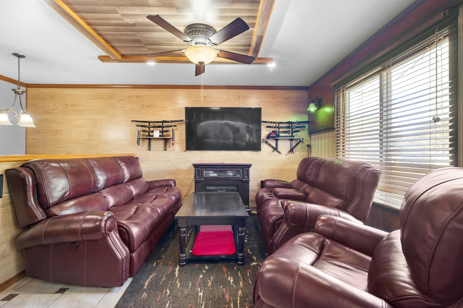 545 Old Stone Road, Bolingbrook, IL 60440