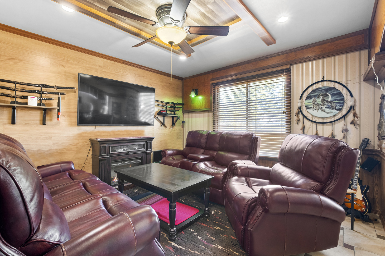 545 Old Stone Road, Bolingbrook, IL 60440