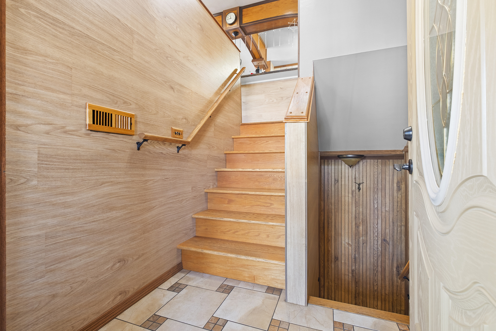 545 Old Stone Road, Bolingbrook, IL 60440