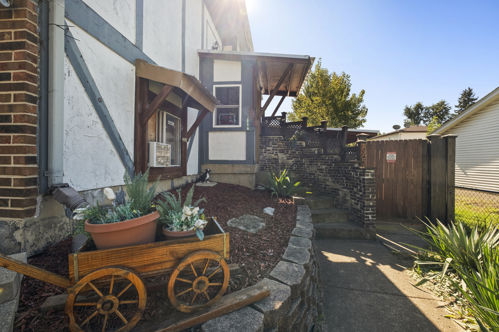 545 Old Stone Road, Bolingbrook, IL 60440