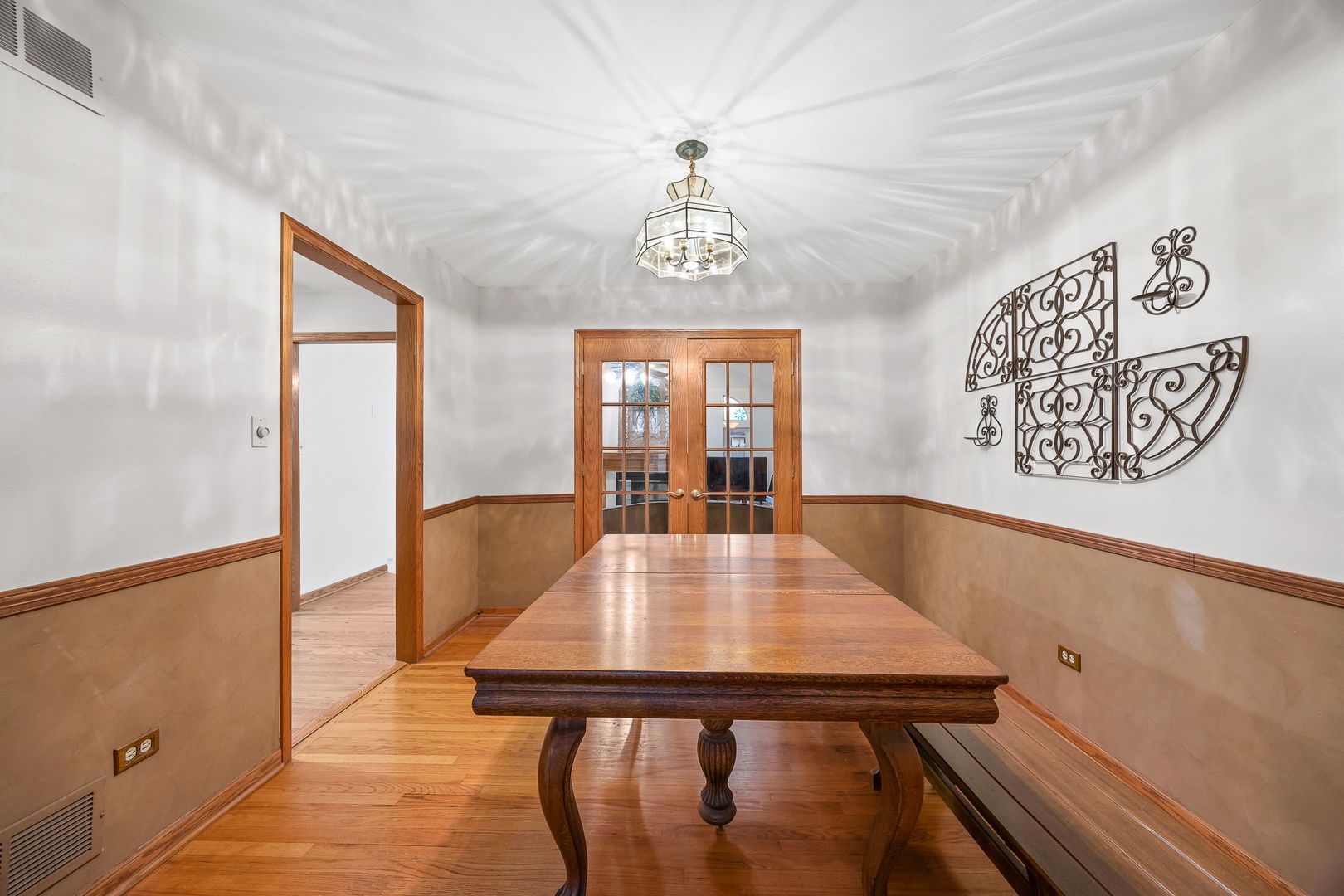 1431 62nd Street, Downers Grove, IL 60516