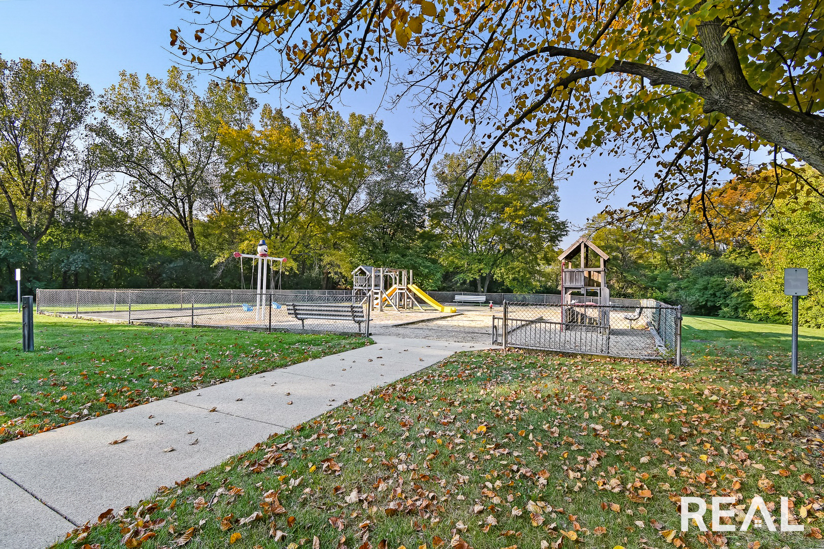 425 Walnut Creek Lane #1603, Lisle, IL 60532