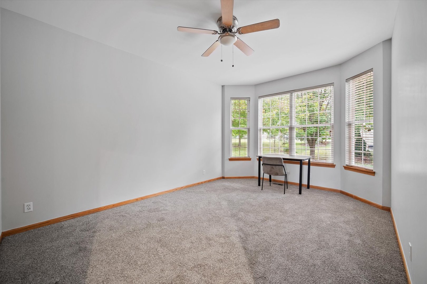 1271 MCDOLE Drive, Sugar Grove, IL 60554