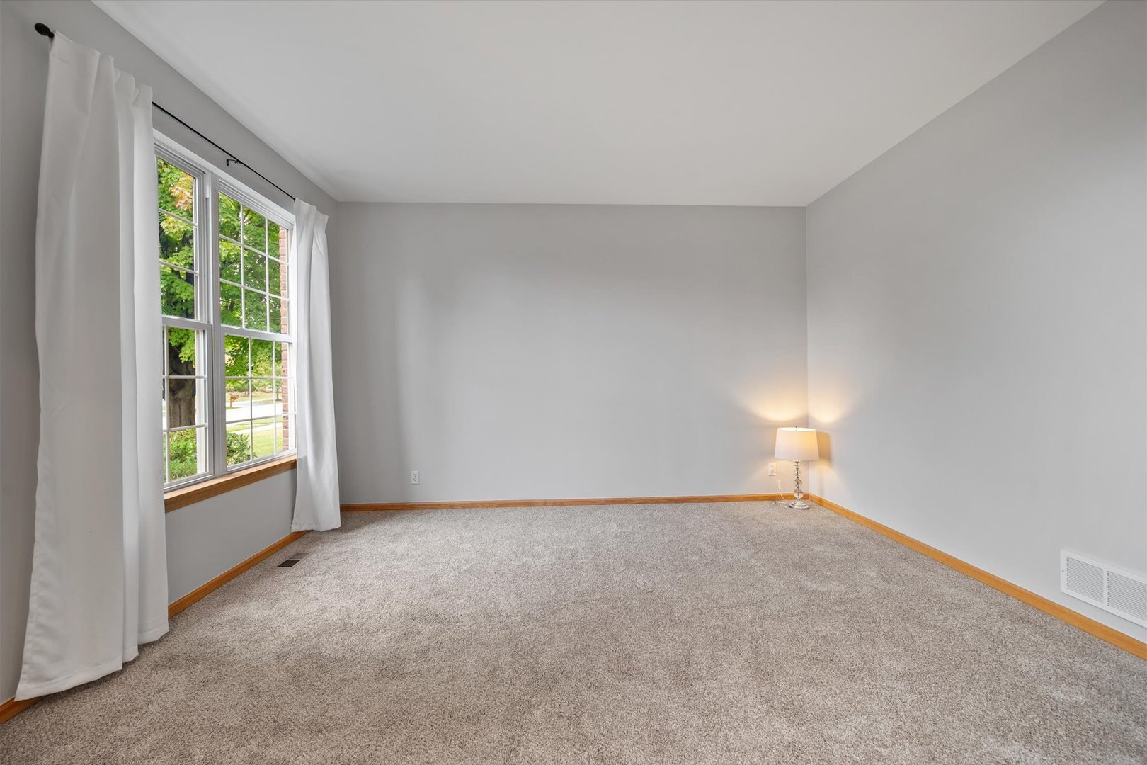 1271 MCDOLE Drive, Sugar Grove, IL 60554