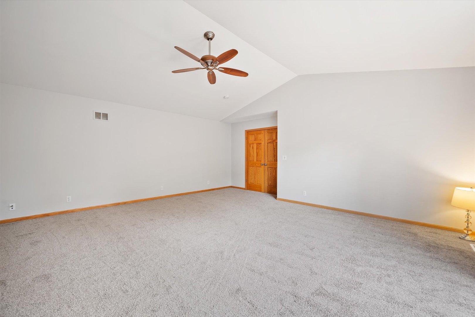 1271 MCDOLE Drive, Sugar Grove, IL 60554