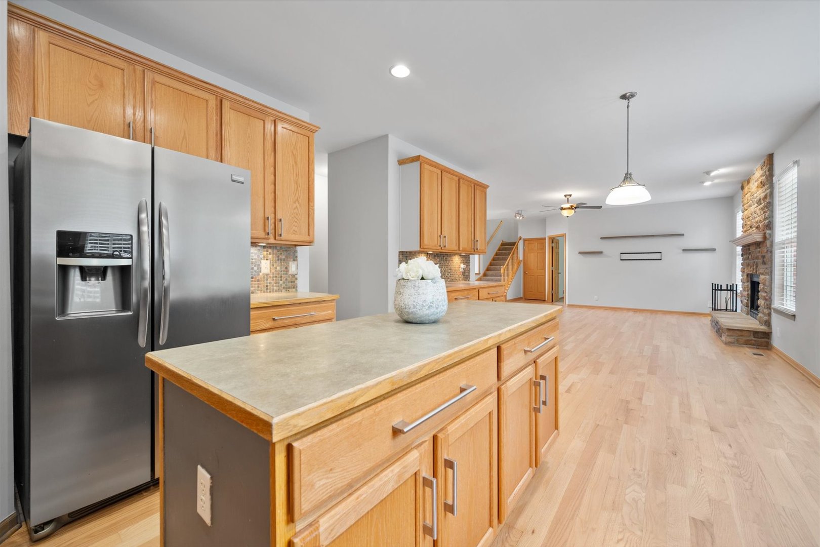 1271 MCDOLE Drive, Sugar Grove, IL 60554