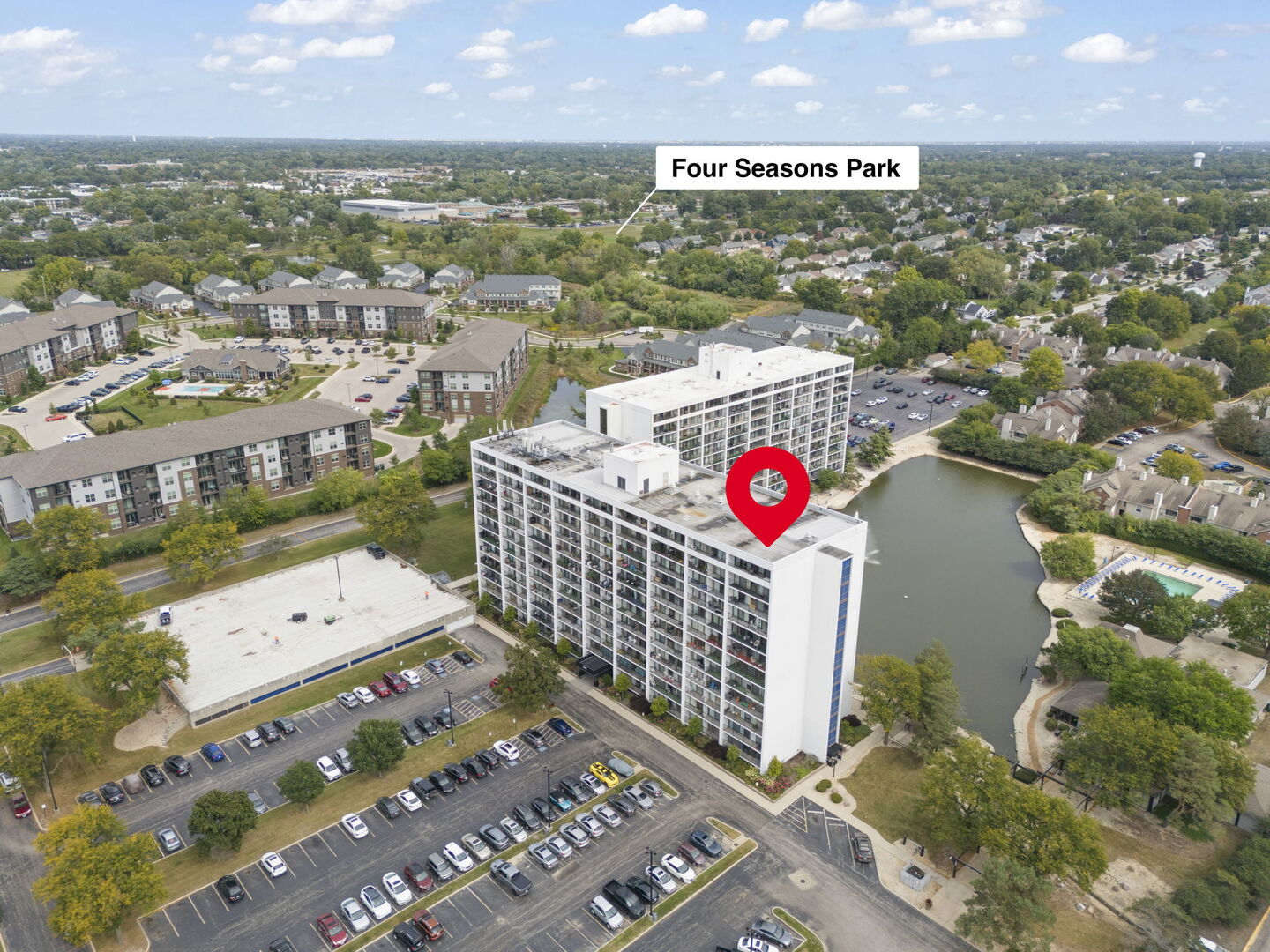 2005 S Finley Road #901, Lombard, IL 60148