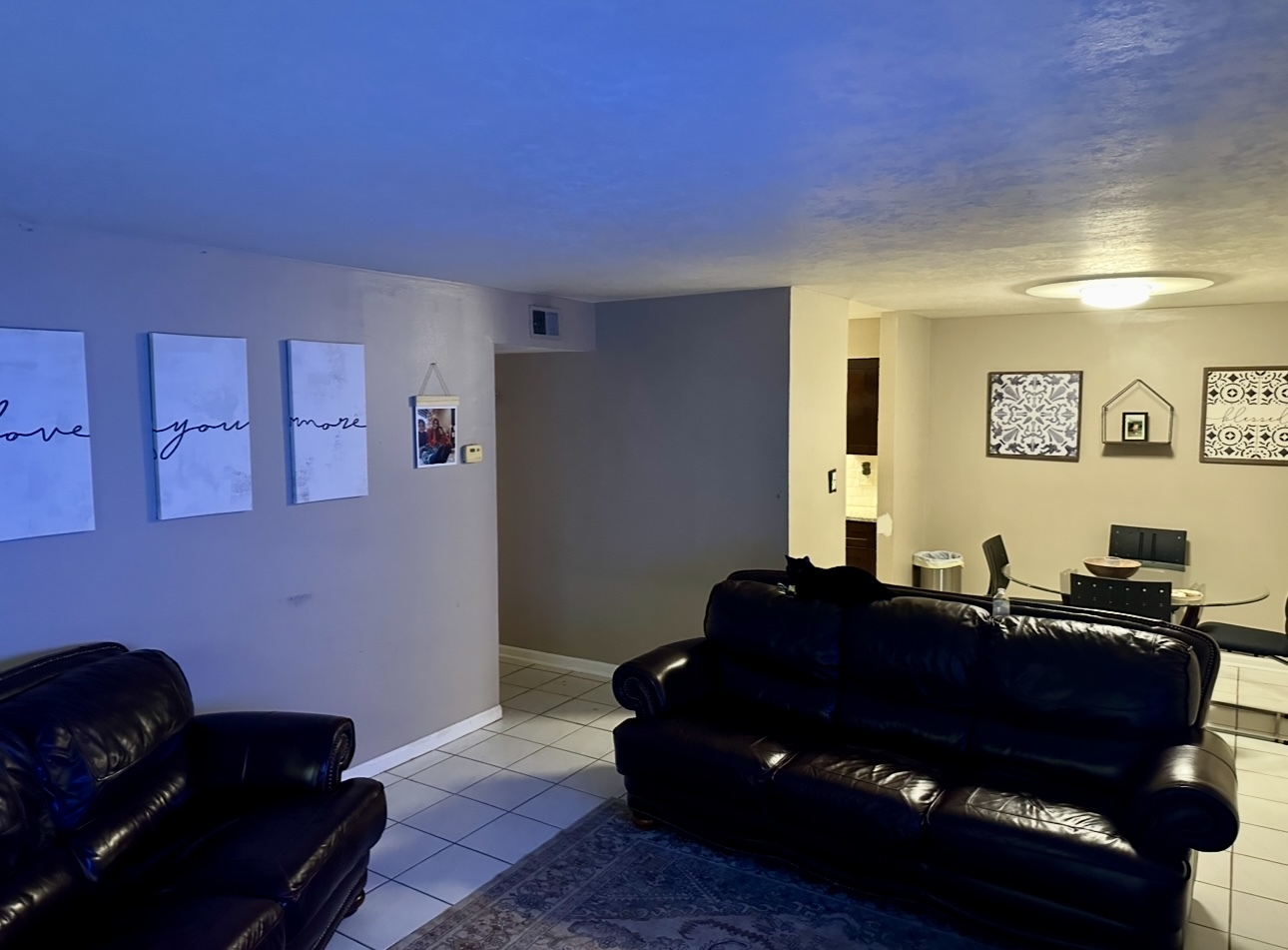 6145 KNOLLWOOD Court #101, Willowbrook, IL 60527