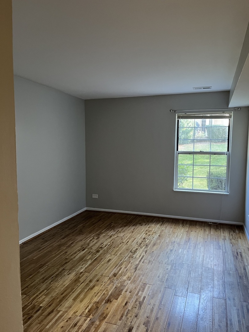 131 Crestwood Court #2, Schaumburg, IL 60195