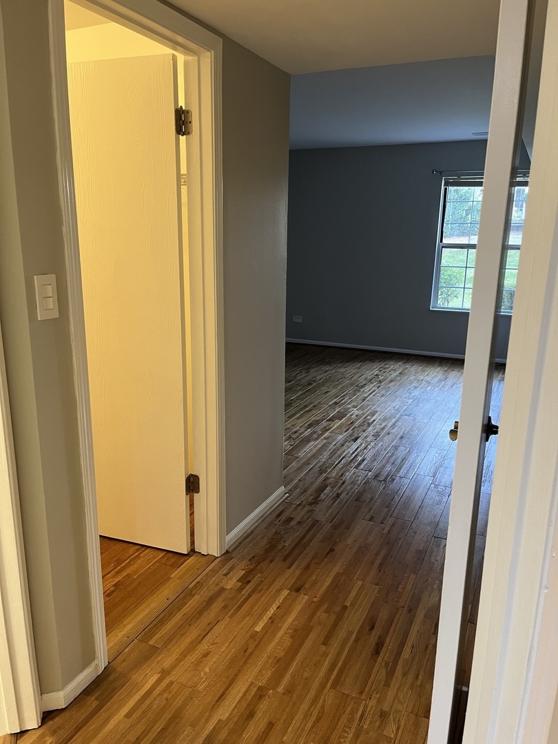 131 Crestwood Court #2, Schaumburg, IL 60195
