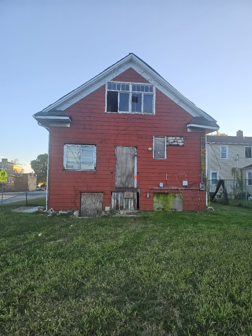 202 156th Place, Calumet City, IL 60409