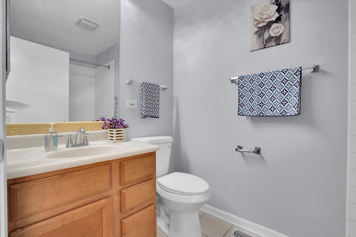 2241 S Archer Avenue #4, Chicago, IL 60616