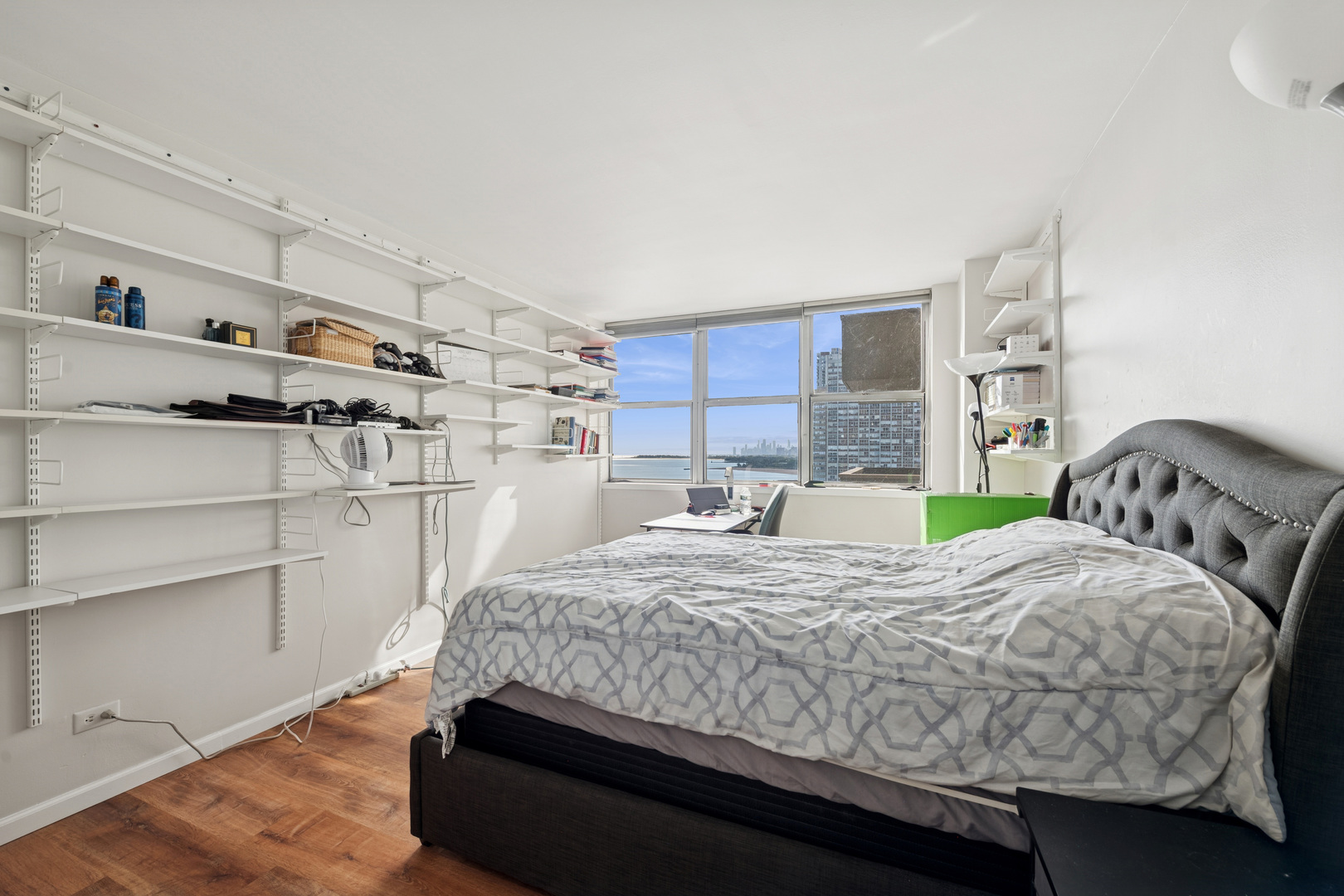 6301 N Sheridan Road #14E, Chicago, IL 60660