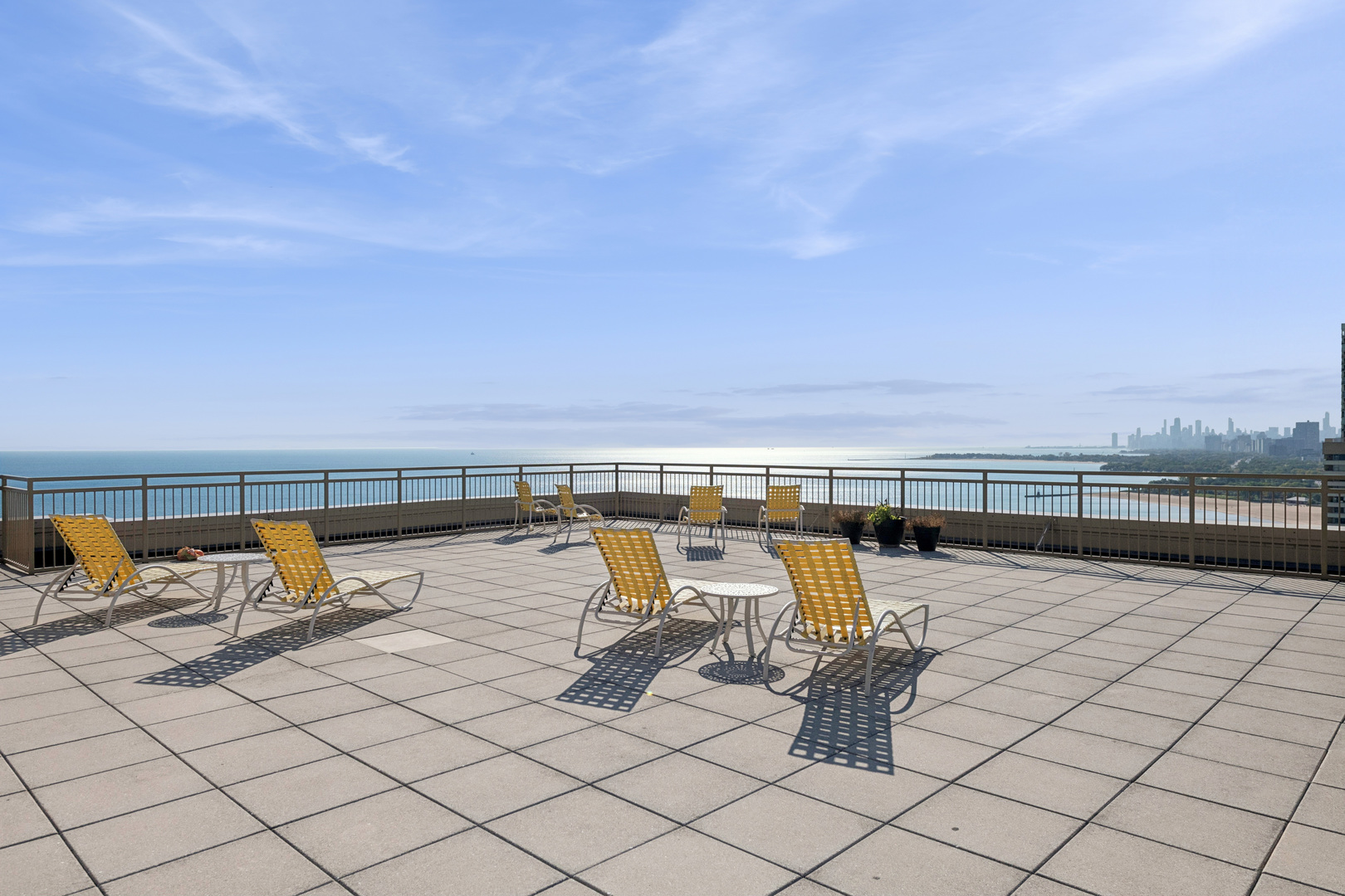 6301 N Sheridan Road #14E, Chicago, IL 60660