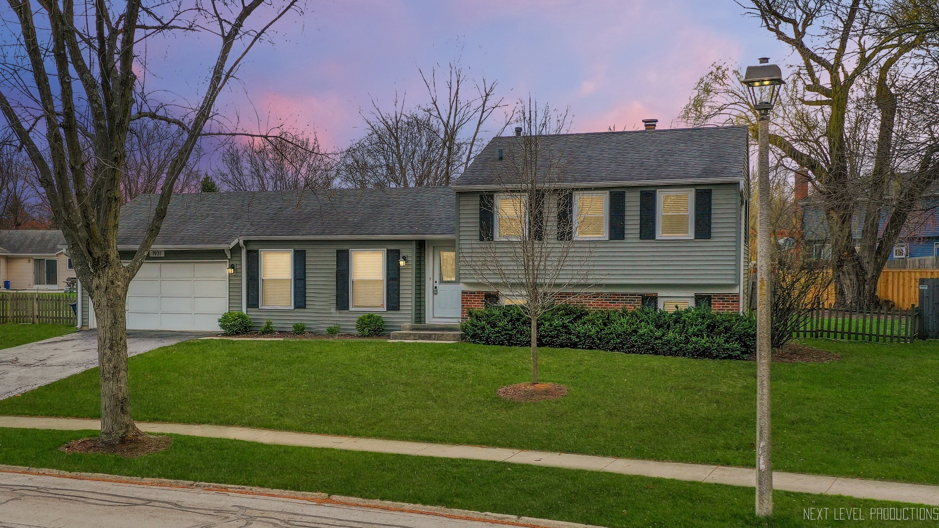 1931 Ridgefield Lane, Naperville, IL 60565
