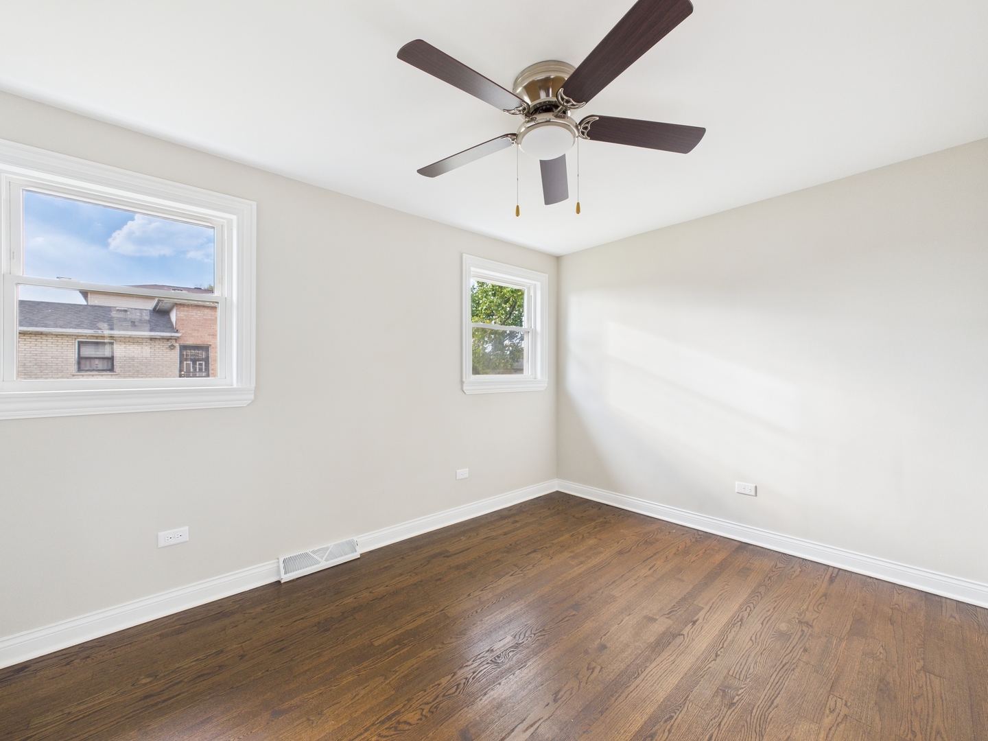 7216 W 63rd Place, Summit, IL 60501