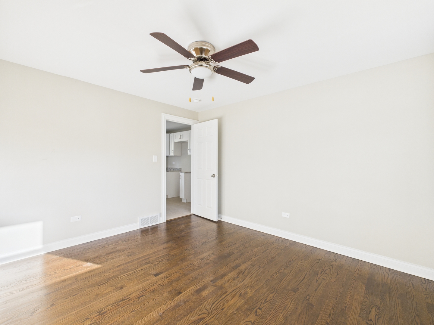 7216 W 63rd Place, Summit, IL 60501