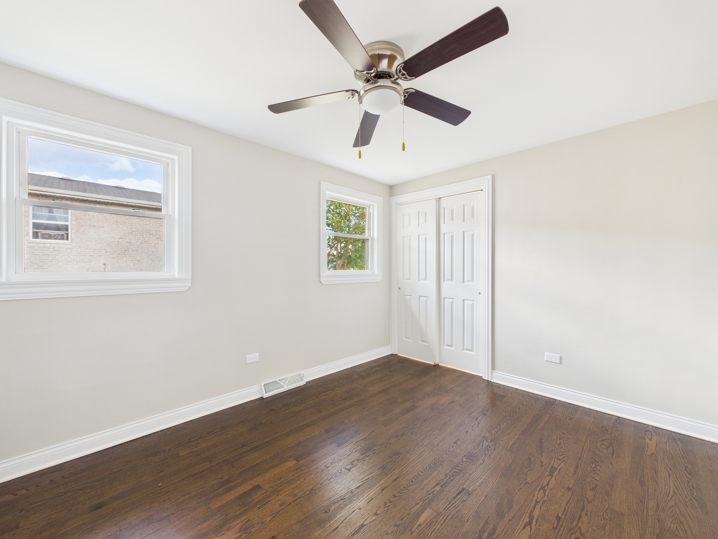 7216 W 63rd Place, Summit, IL 60501