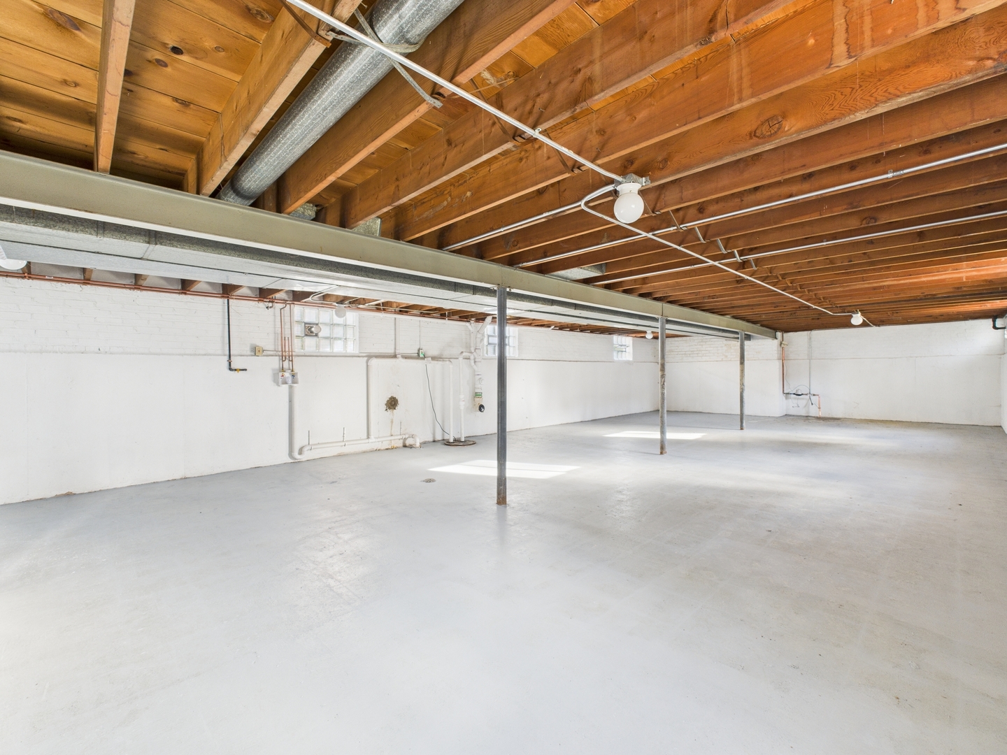 7216 W 63rd Place, Summit, IL 60501