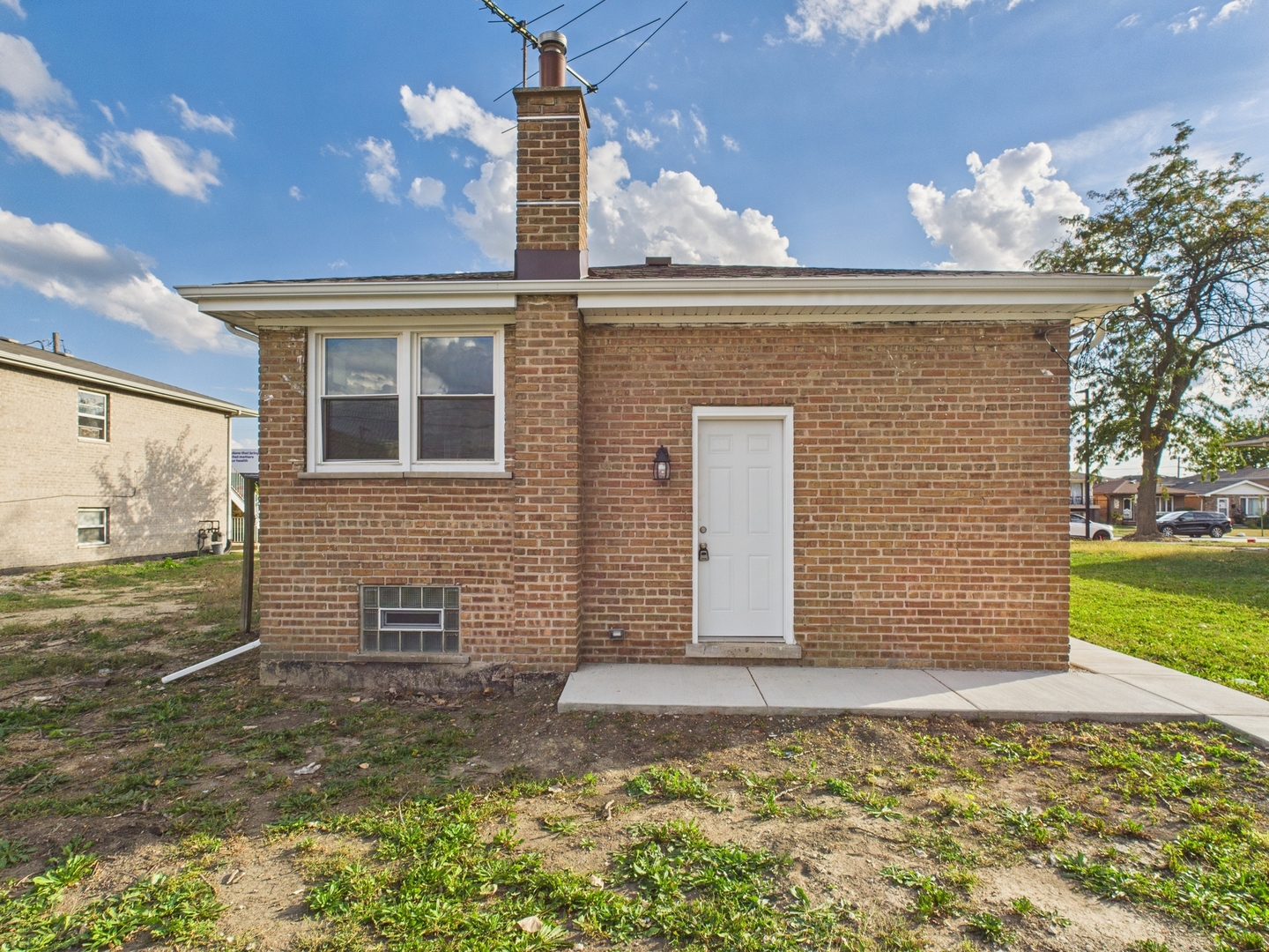 7216 W 63rd Place, Summit, IL 60501