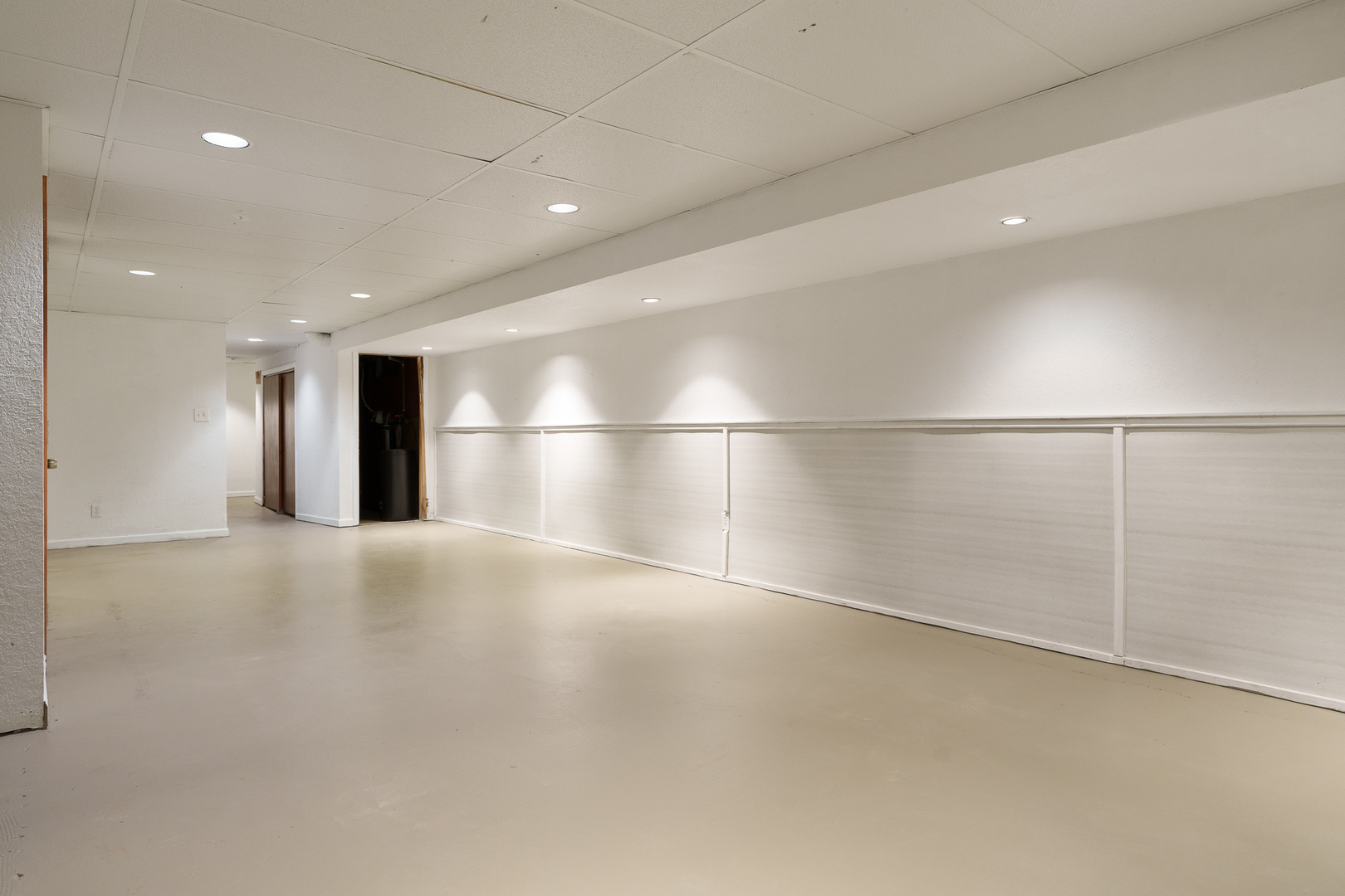 1825 Edgebrook Drive, Rockford, IL 61107