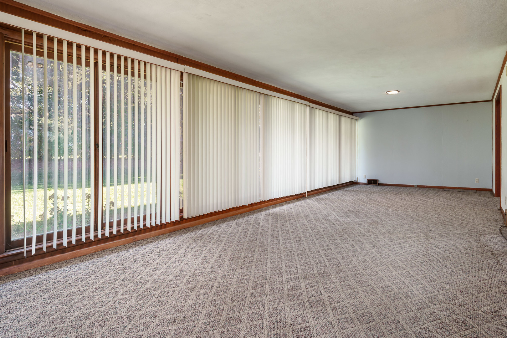 1825 Edgebrook Drive, Rockford, IL 61107