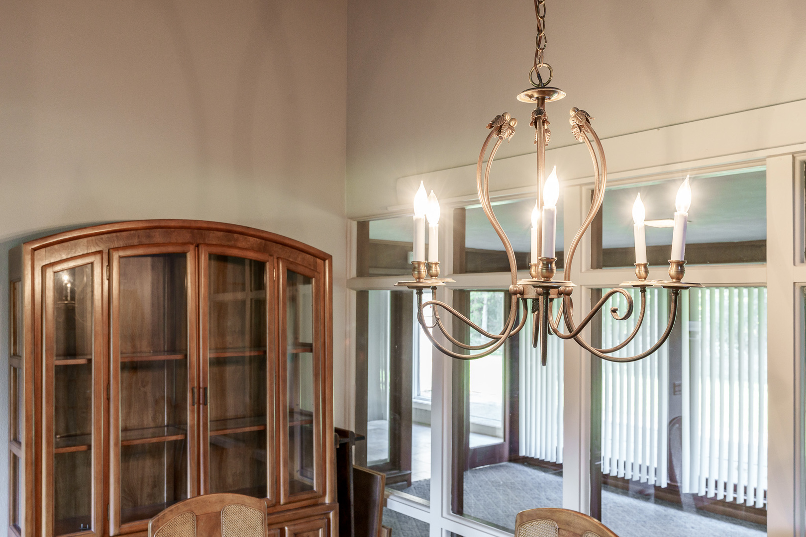 1825 Edgebrook Drive, Rockford, IL 61107