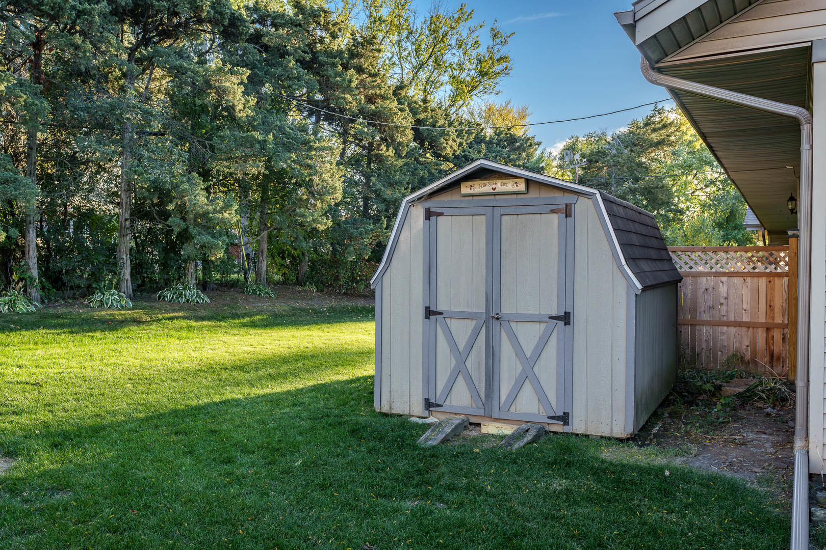 1825 Edgebrook Drive, Rockford, IL 61107