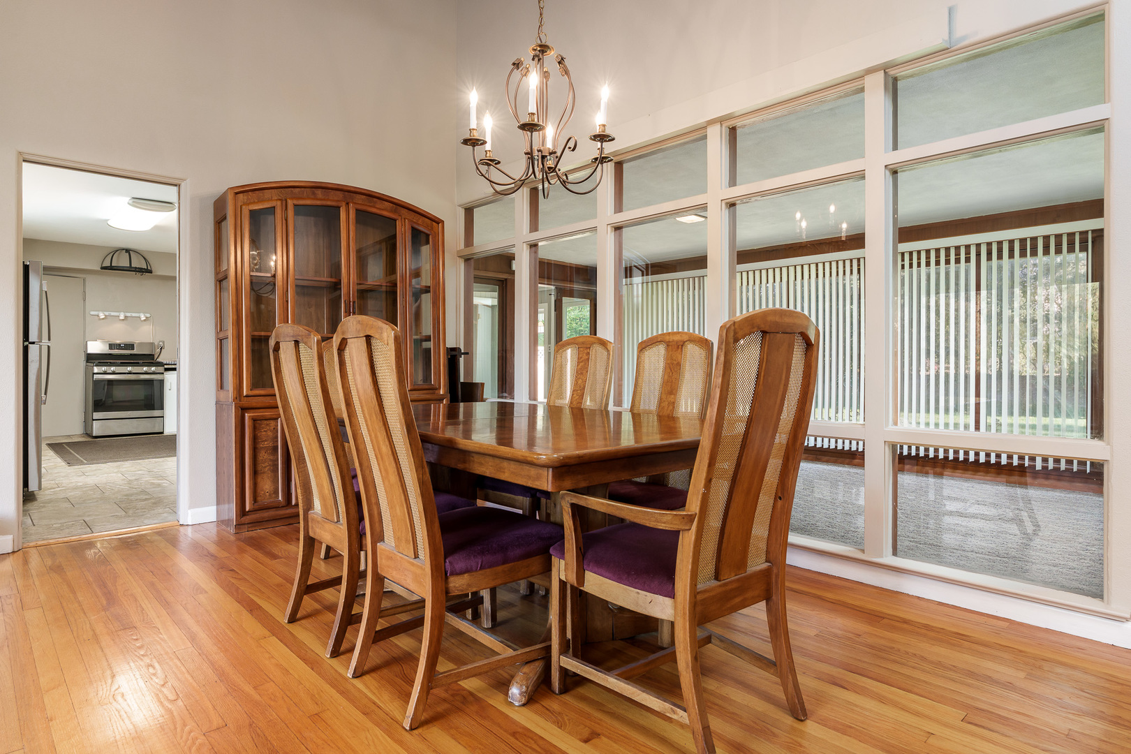 1825 Edgebrook Drive, Rockford, IL 61107