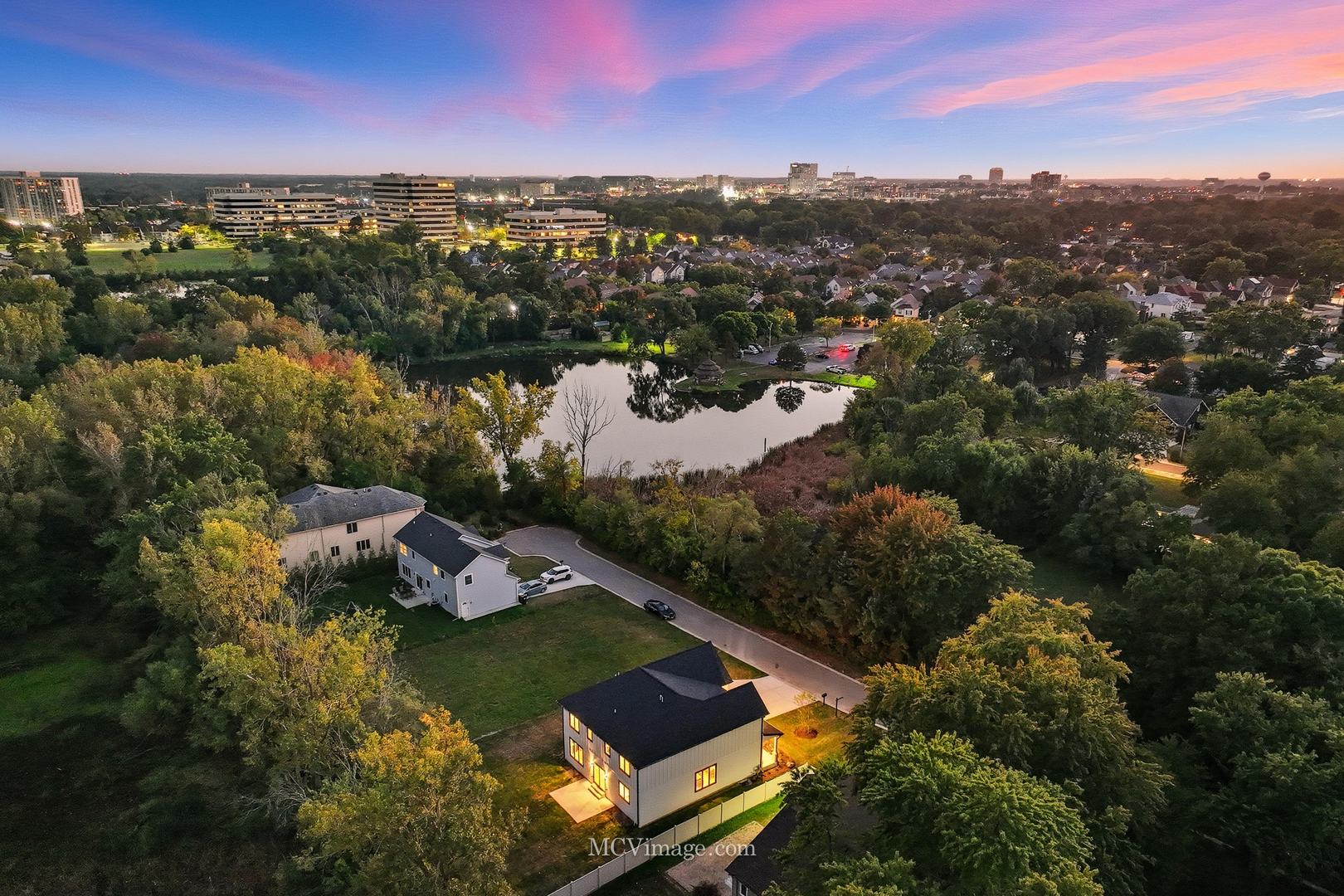 1s353 Addison Avenue, Lombard, IL 60148