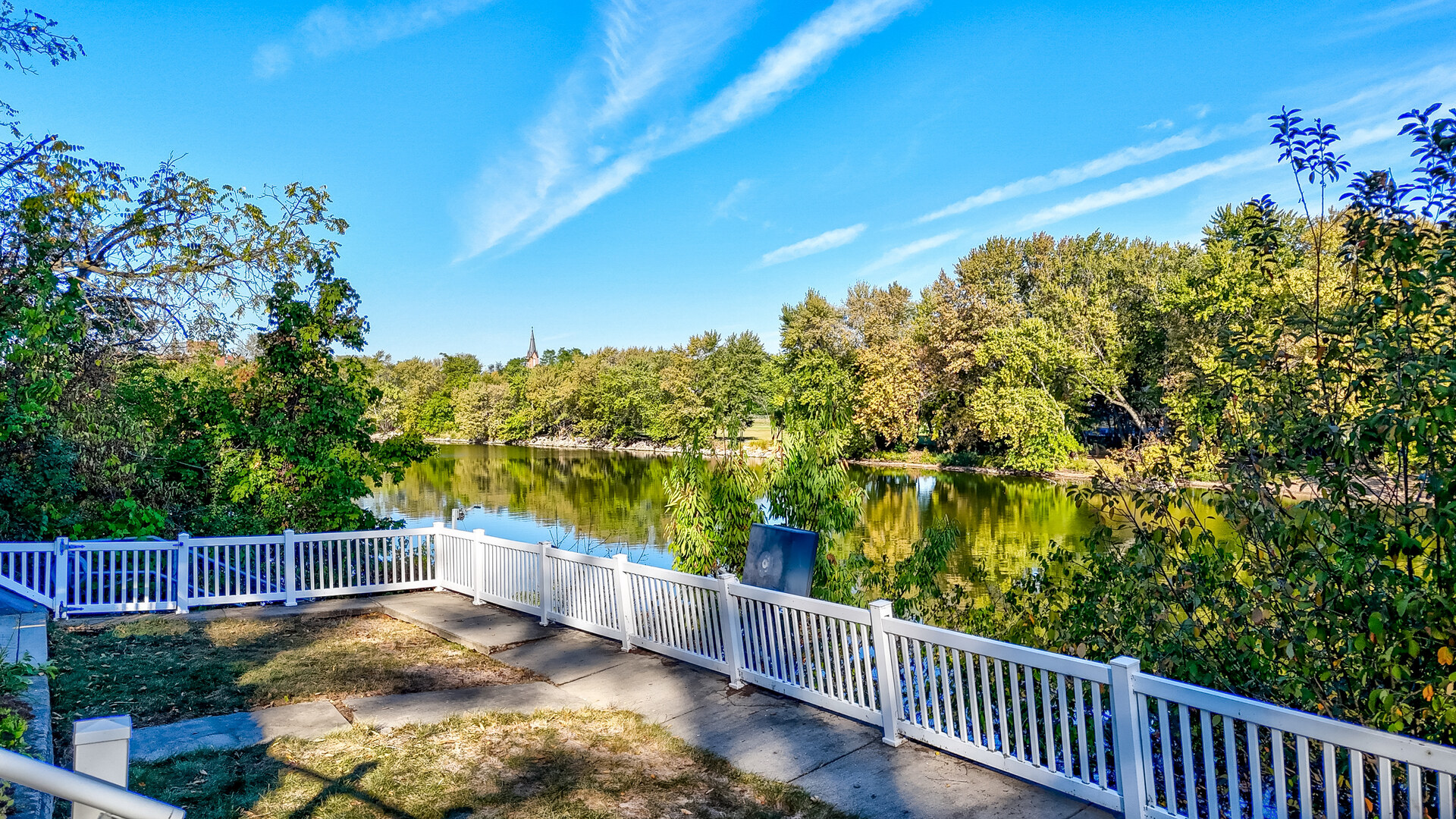 542 Chapel Street, Ottawa, IL 61350