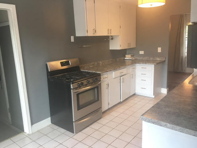 45 Bradley Lane, Hoffman Estates, IL 60169