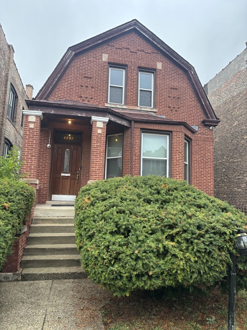 4242 W 21st Place, Chicago, IL 60623