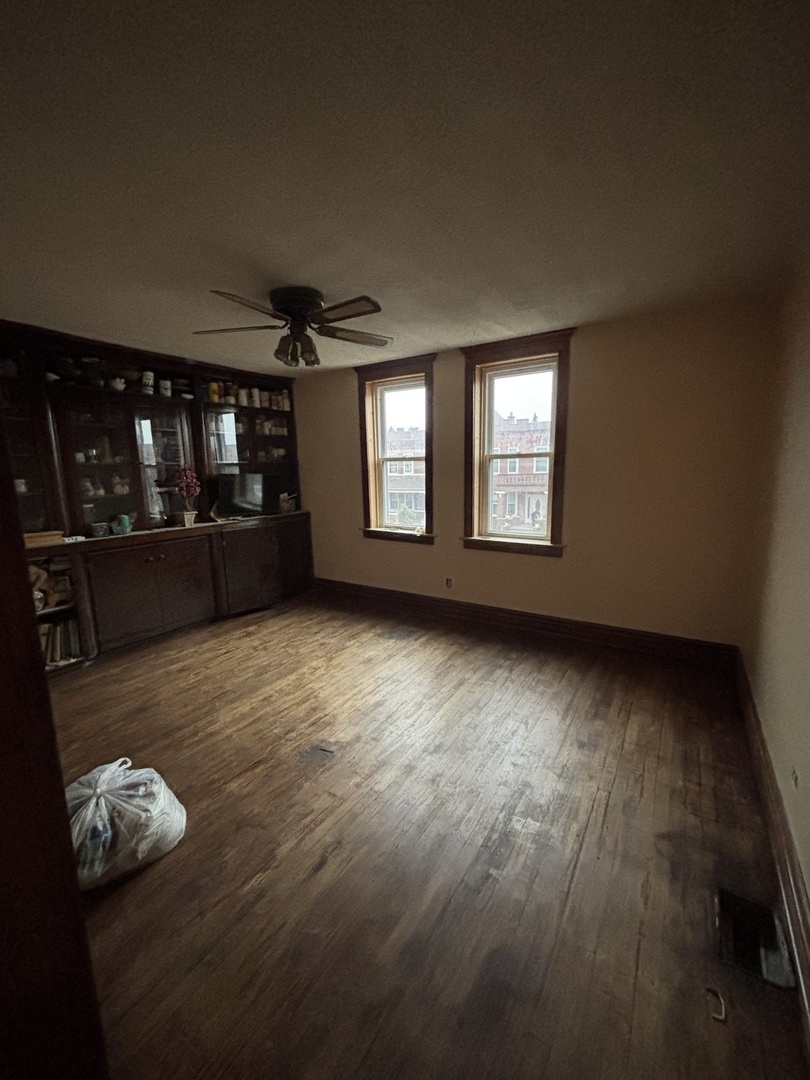 4242 W 21st Place, Chicago, IL 60623