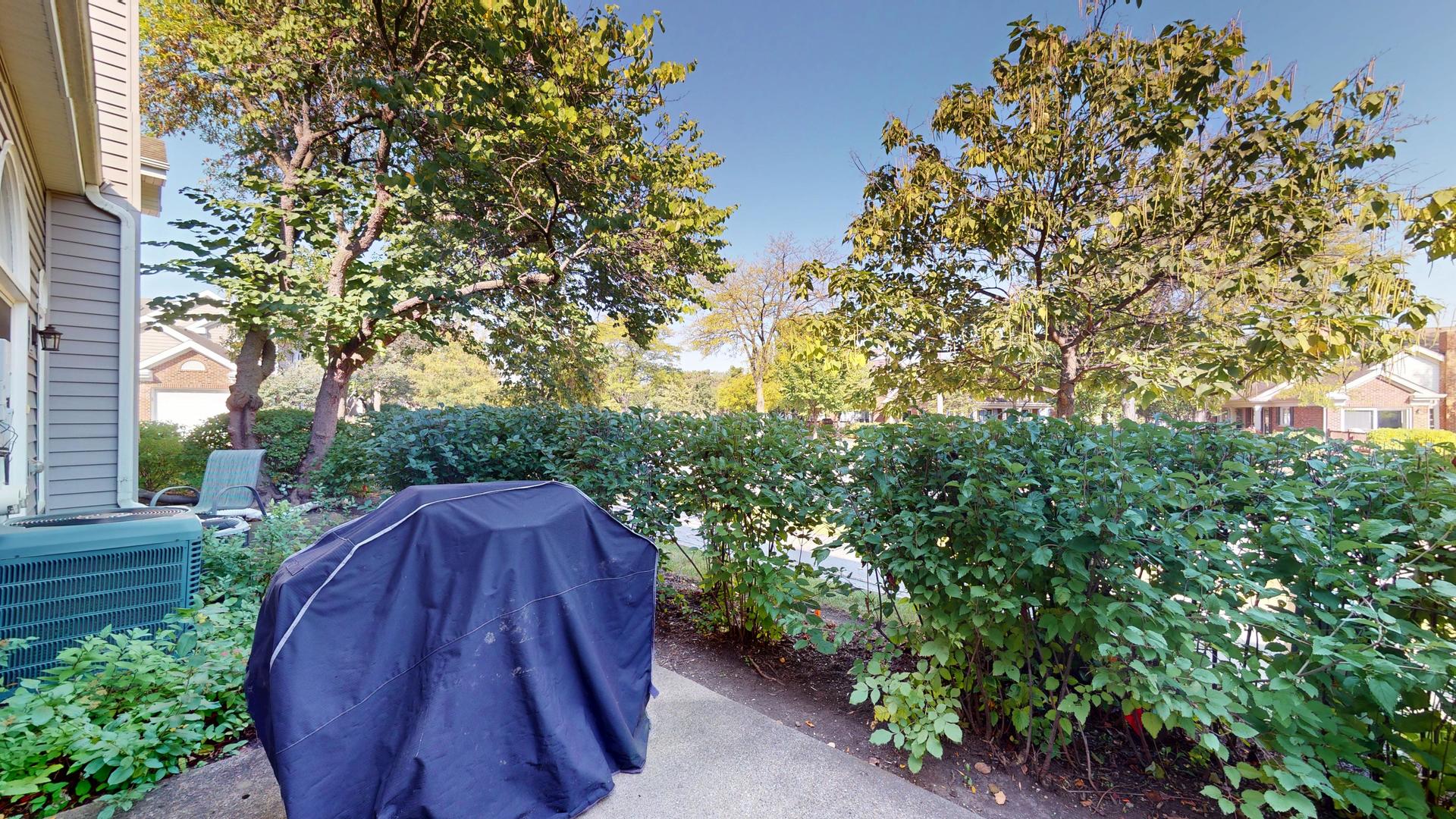 2026 N Stillwater Road, Arlington Heights, IL 60004