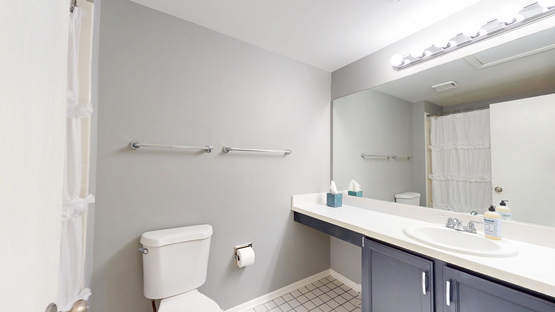 2026 N Stillwater Road, Arlington Heights, IL 60004