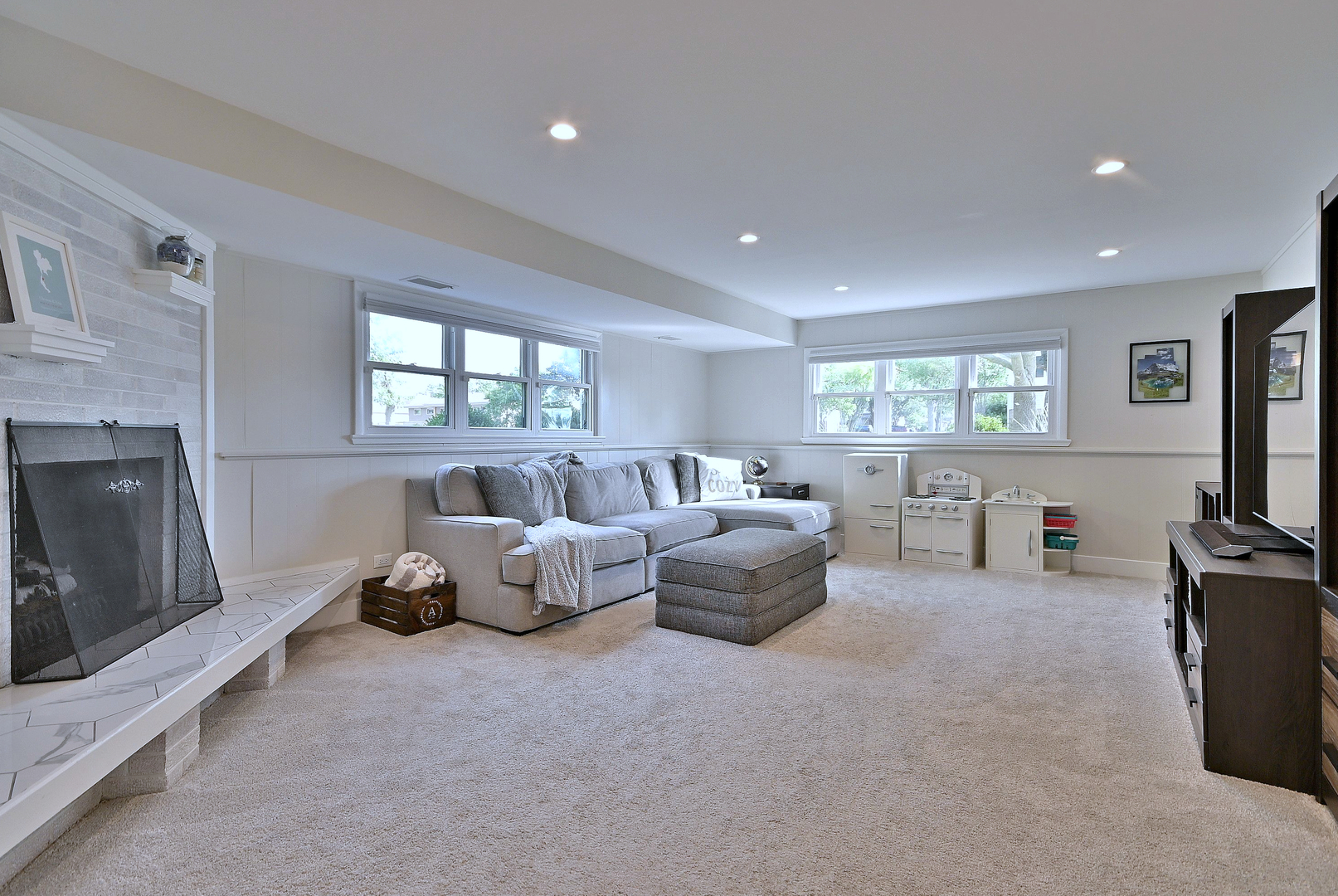 427 E Adams Street, Elmhurst, IL 60126