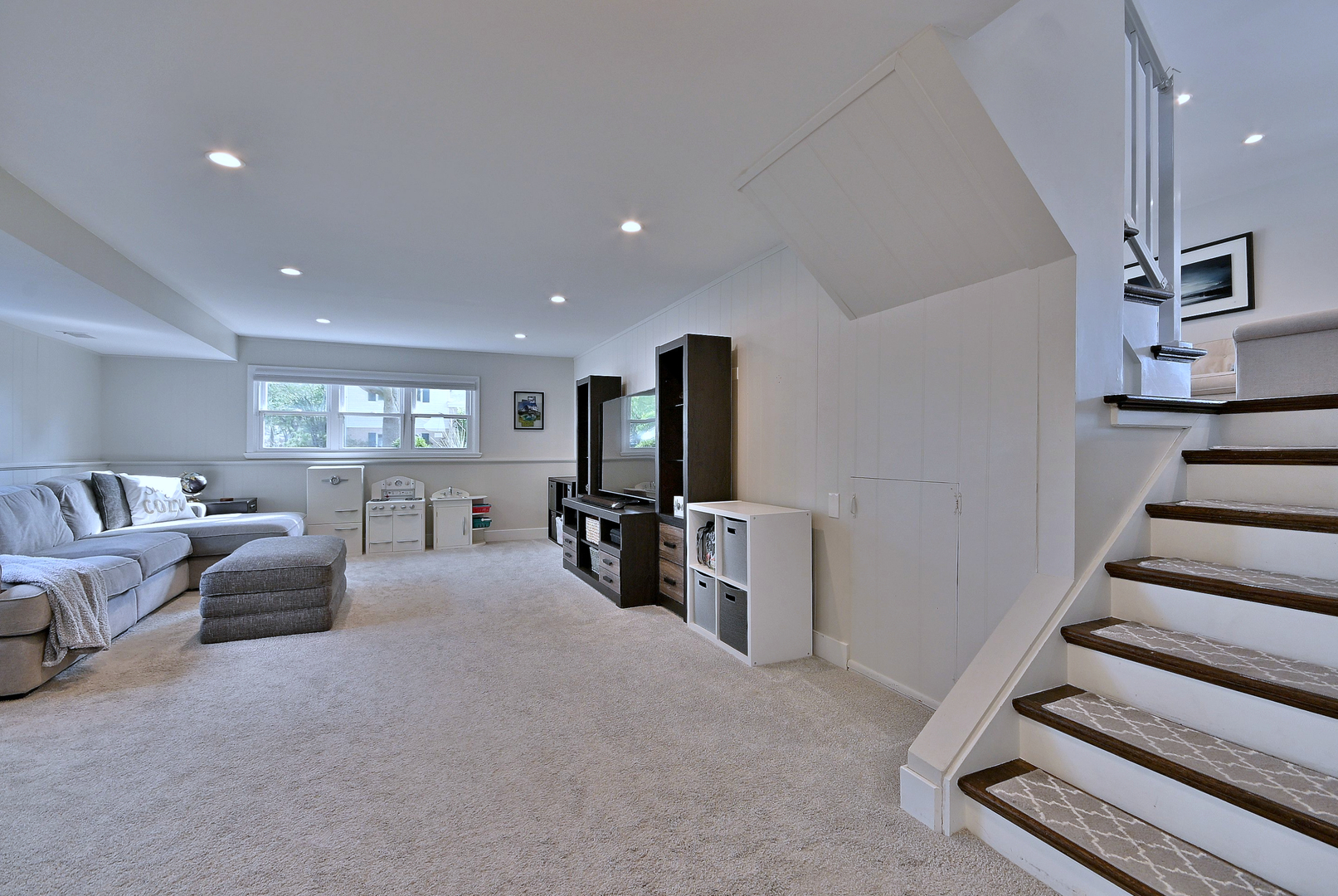427 E Adams Street, Elmhurst, IL 60126