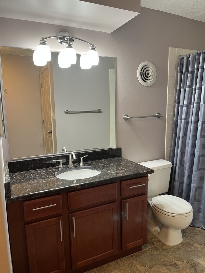 75 Kristin Circle #408, Schaumburg, IL 60195